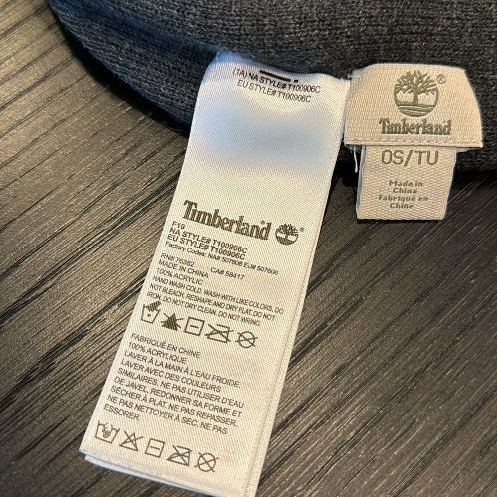 🎉🎉HOST PICK🎉🎉Timberland shades of gray double layer reversible logo beanie. - Picture 6 of 6